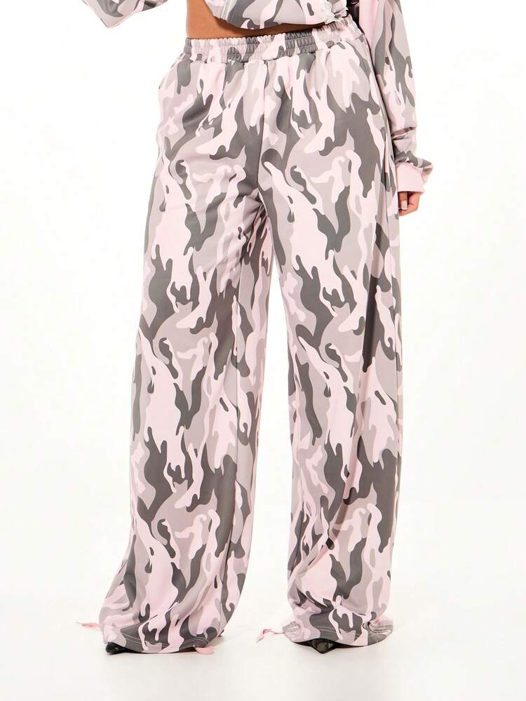 SUMWON WOMEN Oversized Camo Print Wide Leg Joggers For Valentine