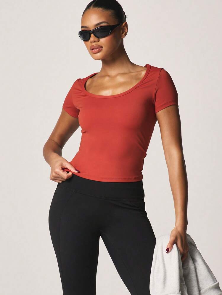 MISSGUIDED Fitted Scoop Neck Short Sleeve Tee Athletic Performance Training Active Top
