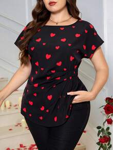 Reflora 大码女式爱心印花圆领蝙蝠袖短袖侧边褶皱时尚上衣，优雅情人节春夏款 - 彩色 - 查看 1