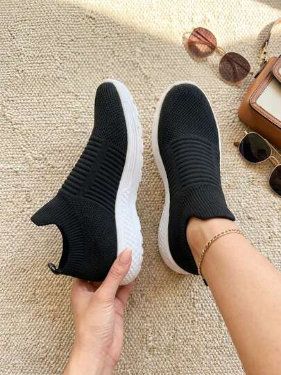 Tenis deportivos ligeros, tenis de malla, tenis para caminar, tenis amortiguados, tenis casual deportivos, tenis cómodos mujer, tenis de uso diario, zapatilla deportiva flexible, tenis suela ancha, tenis transpirables
