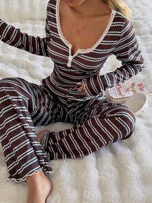 Dream Adore Damen Lässig gestreifter Muster Spitzenbesatz Quadratischer Ausschnitt Langarm Pyjama Set - Verschiedenfarbig - Übersicht 5