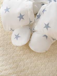 2件套新生儿长袖连脚连体睡衣套装，针织面料，可爱款式，饰有星星、条纹、数码印花和字母图案 - 彩色 - 查看 6