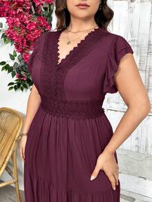 SHEIN Privé Plus Size Elegant Lace Patchwork V-Neck Loose Long A-Line Short Sleeve Dress - Rose Red - View 5