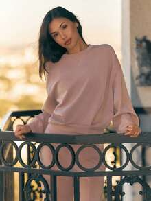 GLOWMODE Modal Soft Warm Curved Bubble Hem Waist Length Relaxed Sleeves Ribbed Cuffs Two-Way Wear Crew Neck Pullover Sweatshirt Daily Casual Wear Fall Winter - Dusty Pink - View 6