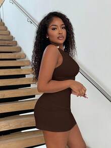 Alexandranx 女士纯色修身褶饰金属扣迷你连衣裙 - 棕色 - 查看 6