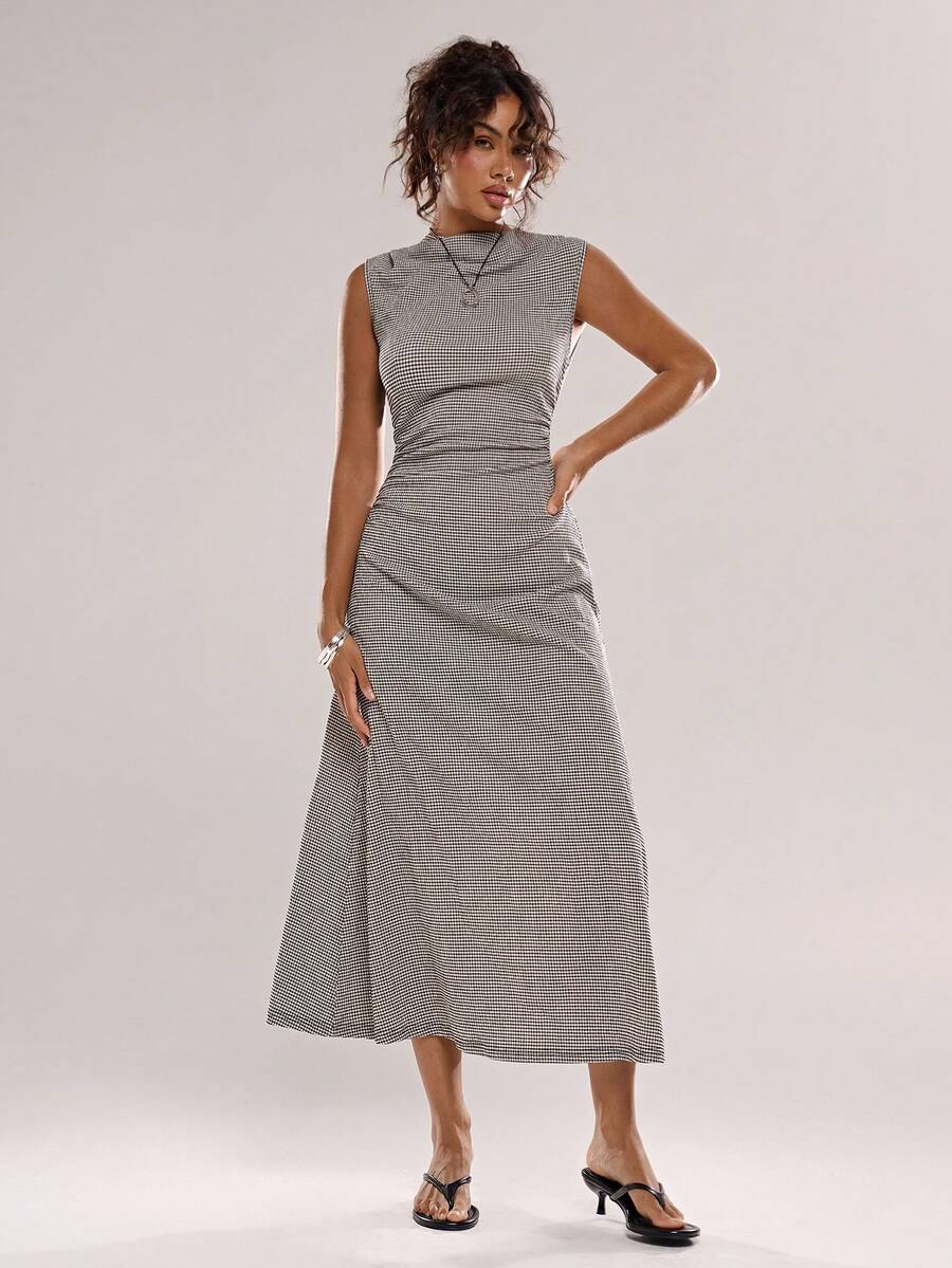 Avantive Black And White Checkered Stretch Sleeveless Long Dress For Workwear, Minimalist Design Summer Outfit For Women Spring Break Outfits Valentine's Day Fasching Women Costume Beach Outfits For Women Casual Outfit Formal Wedding Party,Formal Occasion,Special Occasion Elegant,Chic,Re-Wearable Comfortable Date Night Romantic Carnival Going Out Summer Vacation Outfits Casual Sleeveless Dress Casual Long Dress Gray Dress For Women - Black and White - View 1