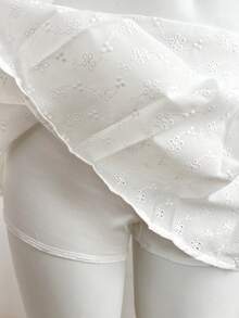 Elamini Bộ đồ hai mảnh mùa hè thoải mái dành cho nữ, với họa tiết chắp vá, phối màu và thêu theo phong cách Y2K, gồm chân váy xếp ly và áo hở lưng, thích hợp cho tiệc năm mới. - trắng - Xem 5