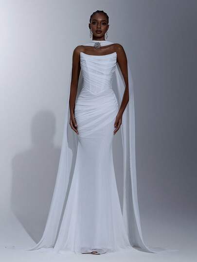Elitara Elegant White Graceful Strapless Pleated Fish Tail Maxi Wedding Dress With Luxurious Rhinestone Detachable Halter Veil (Removable Halter Piece)