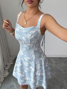 Modelyn 女士优雅法式小众设计手工串珠收腰无袖吊带迷你连衣裙 - 淺藍色 - 查看 6