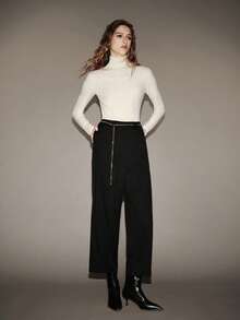 Lumivelle 女士高腰直筒裤，饰有链条，春夏款 - 黑色 - 查看 6