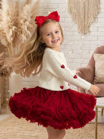 SHEIN 2 st set med hjärtbroderad tröja + TUTU-kjol för babyflicka