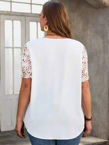 EMERY ROSE Top décontracté d'été à manches courtes, col en V, froncé, grande taille, couleur unie habillée. Tenue de vacances décontractée de campagne pour femme. Simple et pour le port quotidien. Hauts d'été pour femmes. Tenues d'été pour femmes - Blanc - Voir 2