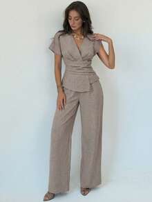 Aloruh 春夏新款套装，优雅度假装，杏色亚麻不对称袖侧褶腰通勤套装，杏色竹亚麻面料衬衫和高腰阔腿裤套装，时尚通勤风褶腰不对称下摆衬衫和裤子两件套，适合所有季节，优雅通勤，日常外出，休闲搭配，毕业典礼，教师节，返校季和其他场合。 - 杏色 - 查看 7