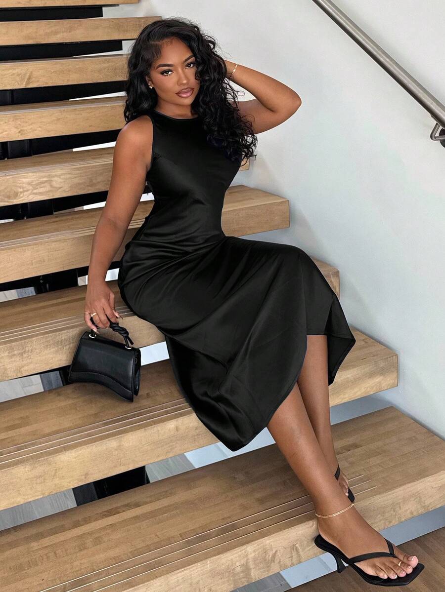 Alexandranx Váy dài không tay chữ A cắt chéo hai mặt bằng vải satin tối giản sang trọng cho phụ nữ, tôn dáng và đa năng - màu đen - Xem 1