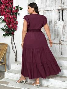 SHEIN Privé Plus Size Elegant Lace Patchwork V-Neck Loose Long A-Line Short Sleeve Dress - Rose Red - View 2
