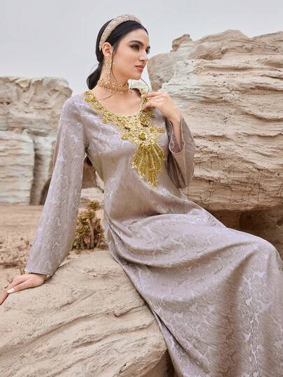 Al Najma 新款优雅花卉领奢华魅力正式礼服