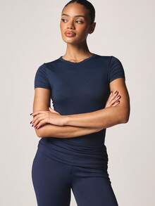 MISSGUIDED Basic Crew Neck Short Sleeve Fitted Bodysuit For Everyday Comfort And Layering - Royal Blue - View 4