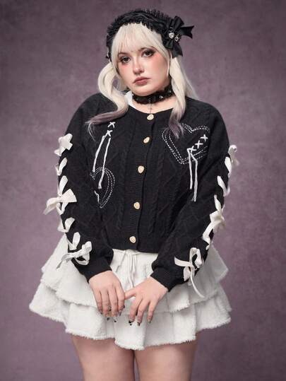 Goth Cardigan nero con ricamo a cuore kawaii e fiocco, maglione da donna taglie forti per autunno/inverno, maglione nero dolce da donna taglie forti per uso quotidiano