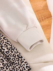 Elladie kids Tween Girls Sunshine Sweet Girl Apricot Printed Long Sleeve Top Paired With Leopard Print Pleated Skirt, Casual Minimalist T-Shirt Set - Grey - View 5