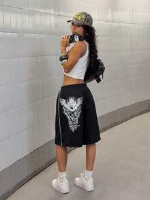 StreetHx 女士时尚亚文化白色印花短裤 - 黑色 - 查看 4