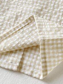 SHEIN Playful Pals 2 pièces Ensemble chemise à manches courtes avec motif à carreaux brodé et short à carreaux pour bébé garçon, tenue décontractée convenant aux sorties de printemps/été, vacances, port quotidien, fêtes, séances photo, confortable et polyvalent - Kaki - Voir 5