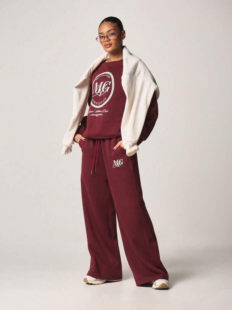 MISSGUIDED ワインレッド ワイドレッグ ドローストリング ジョガーパンツ、ウエストゴム、ロゴプリント付き カジュアルで快適