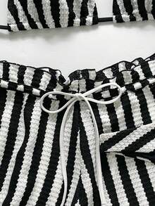 Swim Chiccia 26SS 女士夏季沙滩条纹吊带系带性感比基尼泳装套装，含罩衫和短裤，新款女士泳装到货，适合上学、度假、约会、下午茶、西式、邮轮、海滩、海岛、公路旅行、四季皆宜、音乐节、波西米亚风度假、秋日休闲、西式波西米亚风，优雅女士条纹两件套三件套沙滩套装女士夏季套装短裤泳衣套装女士沙滩套装 - 黑與白 - 查看 4