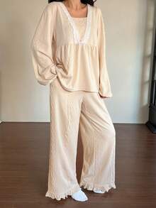 DAZY Söt texturerad jacquardstickad spetskant för kvinnors pyjamaset - Beige - Visa 5