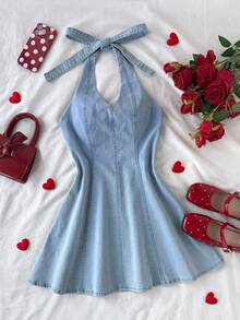 SHEIN MOD Damen Hellblau Neckholder Ärmellos Denim Mini-Kleid mit Schleifen-Detail, Sexy Chic A-Linie Jeans-Sommerkleid für Sommerurlaub, Geburtstagsparty Outfit - Mittele Waschung - Übersicht 4