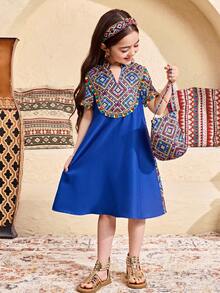 SHEIN Young Girl Blue Ditsy Floral Fitted Casual Chiffon Dress,Summer Matching Holiday Family Vacation,Round Neck Outfit For Festivals & Special Occasions - Blue - View 5