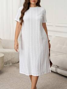 SHEIN LUNE 大码女式圆领短袖烧花刺绣休闲直筒连衣裙 - 白色 - 查看 2