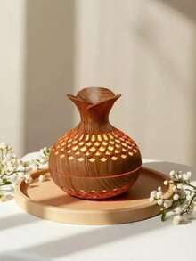 Teckwe 1 pièce Humidificateur de 300 ml alimenté par une interface USB, fabriqué en plastique ABS avec un motif de grain de bois. C'est un ornement de bureau portable et décoratif en forme de vase qui humidifie l'air. Que vous soyez passionné de décoration de Noël, que vous l'utilisiez dans votre chambre ou au bureau, ou à n'importe quelle saison, c'est un choix idéal. Cet humidificateur est un moyen pratique de créer une atmosphère confortable à la maison. - Multicolore - Voir 6