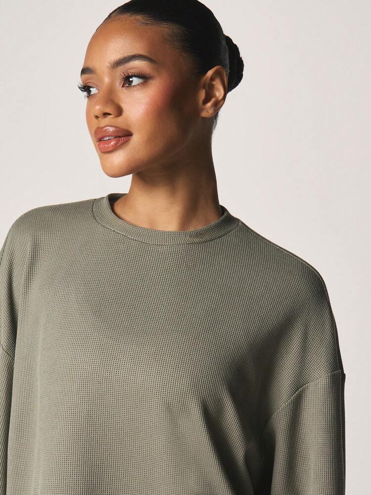 MISSGUIDED Long Sleeve Waffle Knit Crew Neck Top With Layered Hem Detail For Fall Winter Casual Comfort