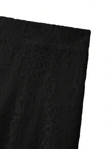GlowEve CURVE Elegant A-Line Lace Skirt, Minimalist Fashion Commuter Style - Black - View 6