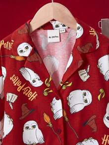 HARRY POTTER X SHEIN Conjunto de pijama de niña preadolescente con parte superior con cuello y pantalones estampados con búhos de dibujos animados, resistente a las llamas, para otoño/invierno - Rojo - Ver 5