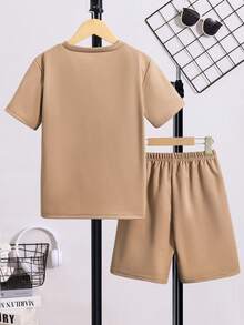 SHEIN Mirajuku 男童休闲短袖上衣和短裤两件套，加大码 - 卡其色 - 查看 2