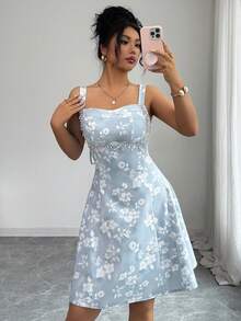 Modelyn 女士优雅法式小众设计手工串珠收腰无袖吊带迷你连衣裙 - 淺藍色 - 查看 1