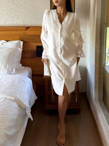 DAZY Romantic Embroidered Ruffle Collar & Lantern Sleeve Women Sleepwear Robe - White - View 6