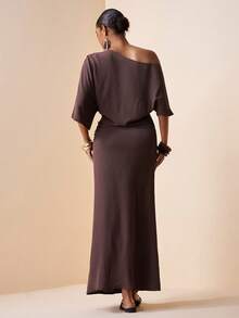 Zivah 2025 春季新品 复活节 生日派对 约会 日常出行 必备单品 休闲度假 邮轮旅行 海滩 潮流单品 街头风 波西米亚风 通勤装 早午餐穿搭 机场时尚 派对 节日 优雅宴会 舞会 日常通勤 休闲 精致优雅 街头时尚 极简通勤 露肩短袖A字垂褶连衣裙 露肩垂褶短袖A字长裙 - 棕色 - 查看 3