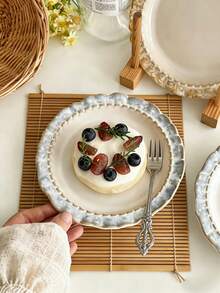 1pc/2pcs Ceramic Floral Edge Bone China Plate, French Vintage Style Dessert Plate, Fruit Plate, Cake Plate, Home Dining Tableware - Multicolor - View 4