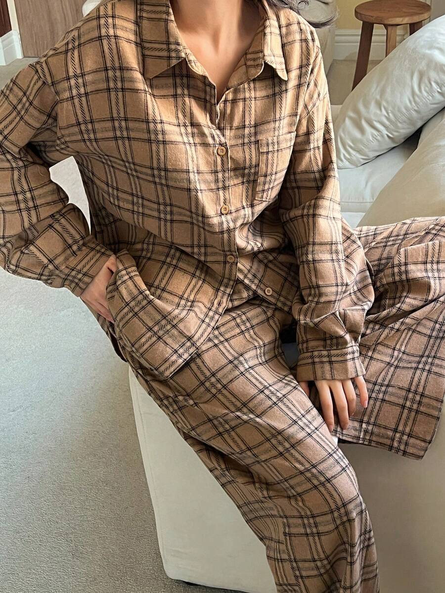 DAZY Women's Plaid Pajama Set, Loose Fit, Suitable For Autumn/Winter And Christmas - Khaki - View 1