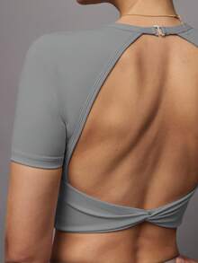 Activina 扭结露背短款运动T恤 - 灰色 - 查看 7