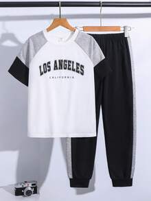 SHEIN Bộ 2 món cho bé trai tuổi teen, gồm áo thun cổ tròn tay ngắn dáng rộng in chữ và quần cạp chun, thích hợp đi làm, đi học, mặc hàng ngày, chơi thể thao, mùa xuân/hè. - Nhiều màu - Xem 6