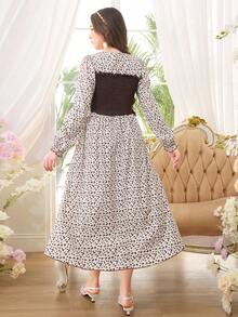 SHEIN Đầm dệt hoa thanh lịch với tay phồng và cổ vuông, đầm đi nghỉ mát thường ngày dành cho nữ sinh tuổi teen, mùa xuân/thu. - Màu be - Xem 2