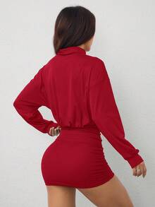 SHEIN PETITE 高领落肩褶裥修身连衣裙 高领连衣裙 褶皱紧身连衣裙 - 紅色 - 查看 3