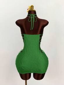 Amplova Vestido mini ajustado de tela texturizada con tirantes cruzados en la cintura - Verde - Ver 7