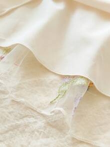 SHEIN Vintaside Kids 女童优雅公主风荷叶边领泡泡袖提花刺绣双层荷叶边下摆宽松公主裙，适合度假、旅行、派对、送礼、春秋季穿着。 - 彩色 - 查看 9