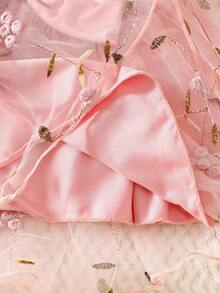 SHEIN 夏季新生女宝宝白色无袖拼接蝴蝶结粉色花朵刺绣网纱连衣裙 - 珊瑚粉 - 查看 8