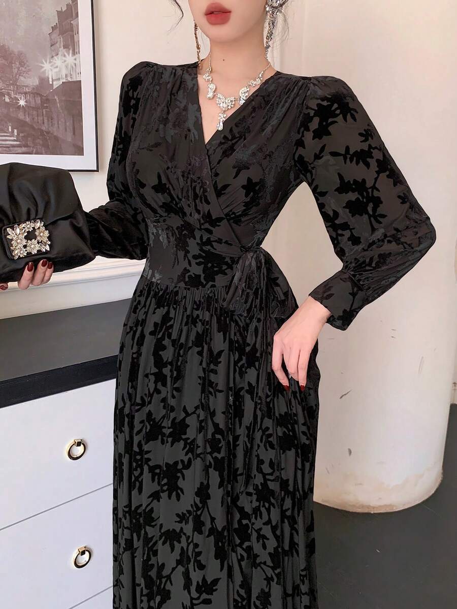 DAZY 女士优雅长袖丝绒连衣裙 - 黑色 - 查看 1