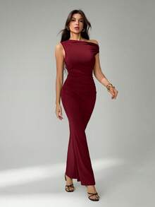 SHEIN Tall 夏季服装、日常约会及旅行穿搭、派对穿搭、优雅女士内衣、外出穿搭、斜肩不对称超长鱼尾连衣裙、夜店女士穿搭、约会穿搭、宴会礼服、女士夏季连衣裙、毕业礼服 - 紅色 - 查看 6